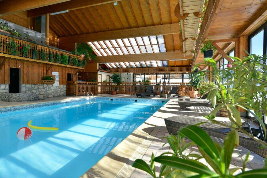 Notre piscine couverte et chauffée Notre piscine couverte et chauffée